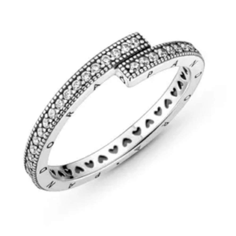 Pandora Sparkling Overlapping Ring NEW‎